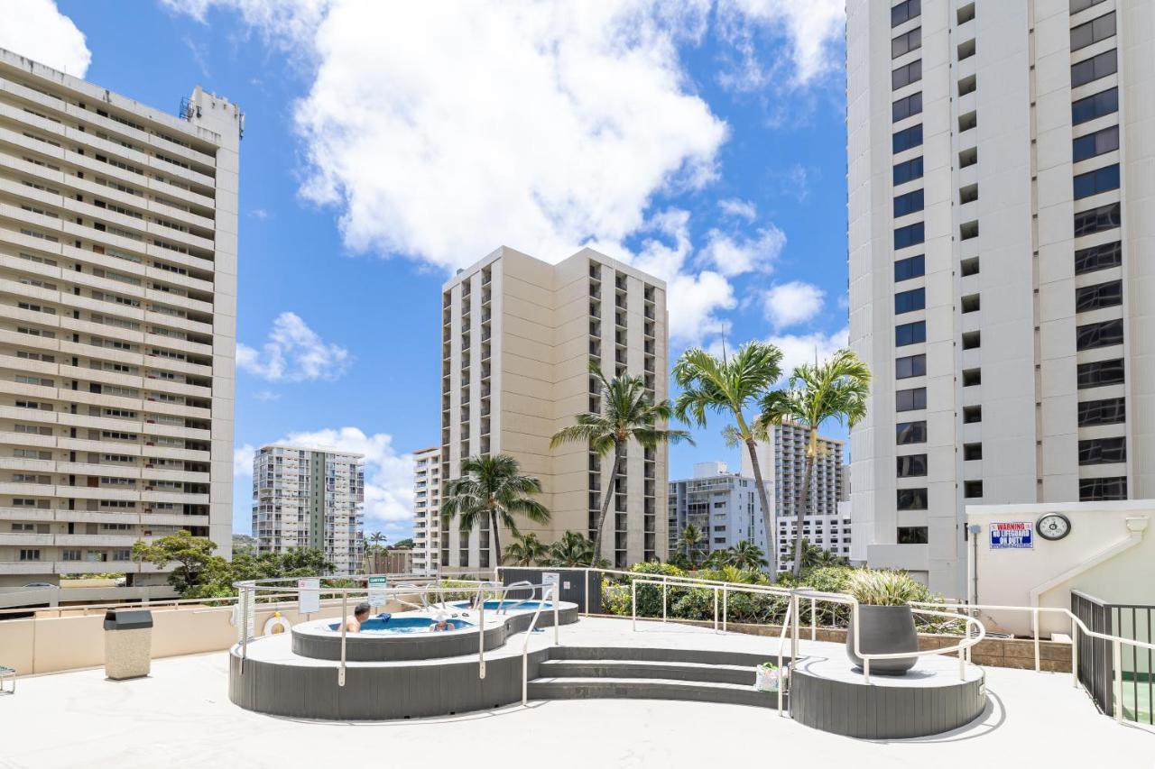 Apartmán Upscale Penthouse With Ocean Views - Free Parking Honolulu Exteriér fotografie