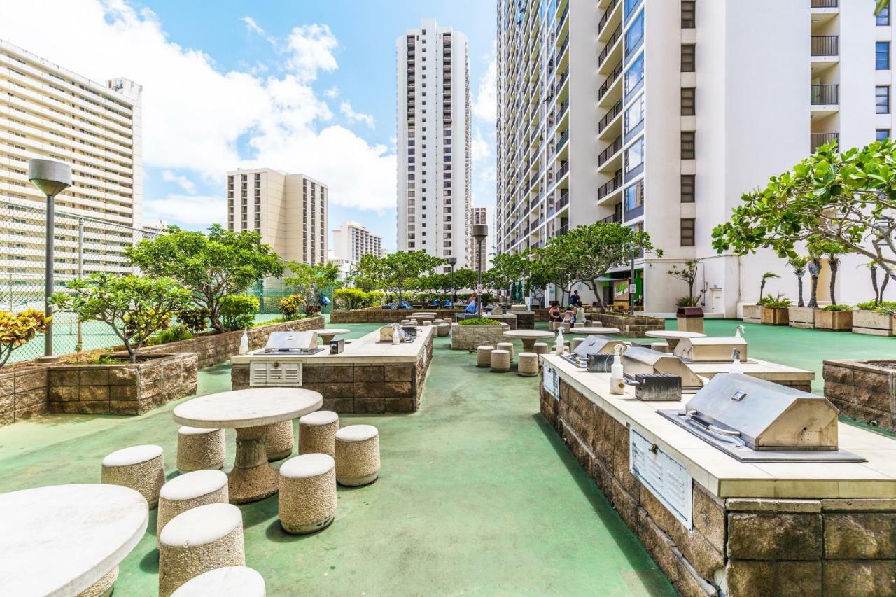 Apartmán Upscale Penthouse With Ocean Views - Free Parking Honolulu Exteriér fotografie
